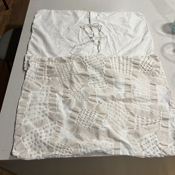West Elm Modern Geo Standard Shams Set Of 2 White beige neutral farmhouse boho - Picture 5 of 7